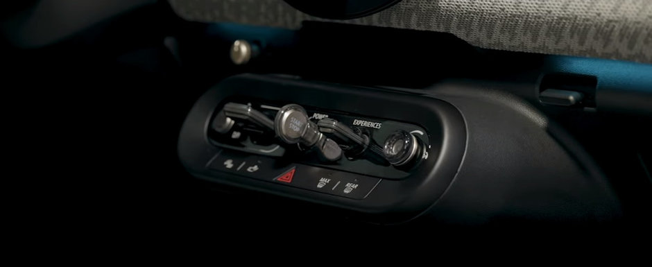 Noul MINI Cooper a debutat oficial. Cea de-a cincea generatie a legendarului model britanic de oras nu ofera decat motoare electrice. Cum arata in realitate Noul MINI Cooper a debutat oficial. Cea de-a cincea generatie a legendarului model britanic de oras nu ofera decat motoare electrice. Cum arata in realitate