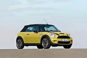 Noul MINI Cooper Cabrio dezvaluit