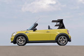 Noul MINI Cooper Cabrio dezvaluit