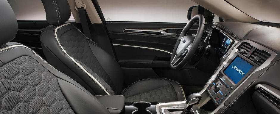 Noul Mondeo Vignale vrea sa te faca sa uiti de BMW Seria 3 si Mercedes C-Class Noul Mondeo Vignale vrea sa te faca sa uiti de BMW Seria 3 si Mercedes C-Class