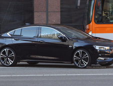 Noul Opel Insignia complet necamuflat