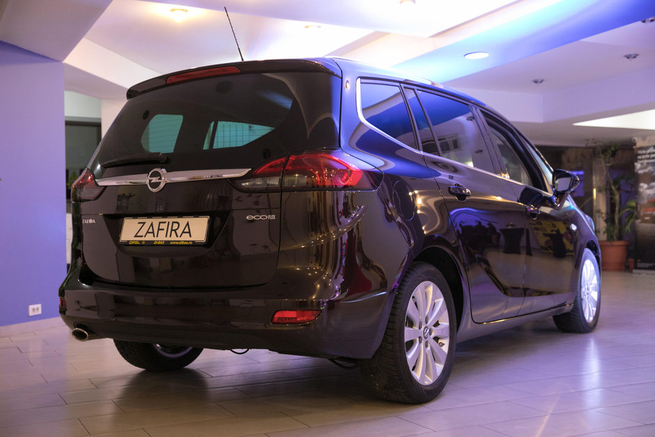 Noul Opel Zafira