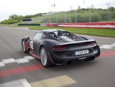 Noul Porsche 918 Spyder