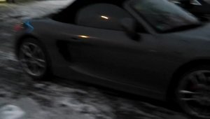 Noul Porsche Boxster - VIDEO SPION