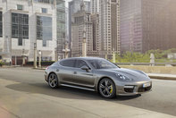 Noul Porsche Panamera Turbo S