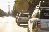 Noul Range Rover Hybrid a plecat pe Drumul Matasii