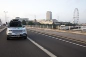 Noul Range Rover Hybrid a plecat pe Drumul Matasii