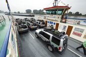 Noul Range Rover Hybrid a plecat pe Drumul Matasii