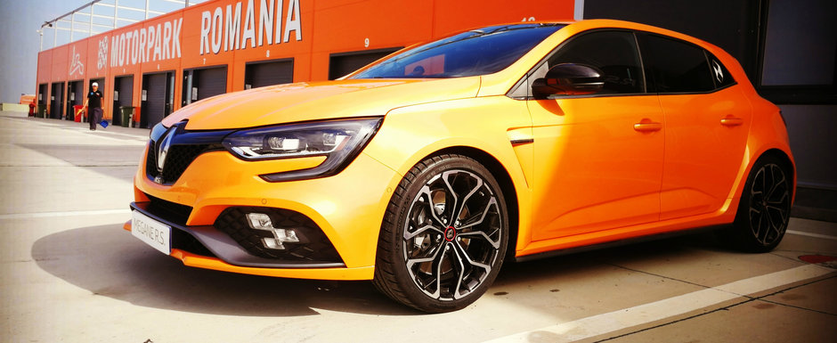 Noul Renault Megane RS a fost lansat in Romania. Tehnologie din F1 si raliuri incepand de la 30.000 de euro