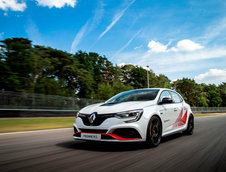 Noul Renault Megane RS Trophy-R