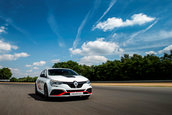 Noul Renault Megane RS Trophy-R