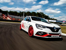 Noul Renault Megane RS Trophy-R