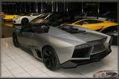 Noul Reventon Roadster a ajuns in showroom-uri!