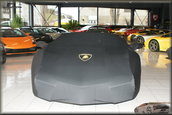 Noul Reventon Roadster a ajuns in showroom-uri!