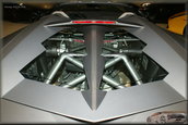 Noul Reventon Roadster a ajuns in showroom-uri!