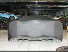 Noul Reventon Roadster a ajuns in showroom-uri!