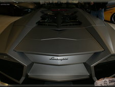 Noul Reventon Roadster a ajuns in showroom-uri!