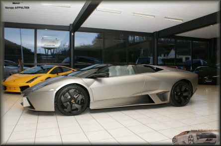 Noul Reventon Roadster a ajuns in showroom-uri! Noul Reventon Roadster a ajuns in showroom-uri!