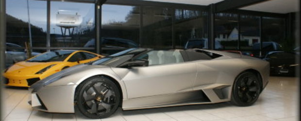 Noul Reventon Roadster a ajuns in showroom-uri!