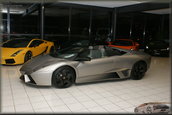 Noul Reventon Roadster a ajuns in showroom-uri!