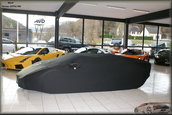 Noul Reventon Roadster a ajuns in showroom-uri!
