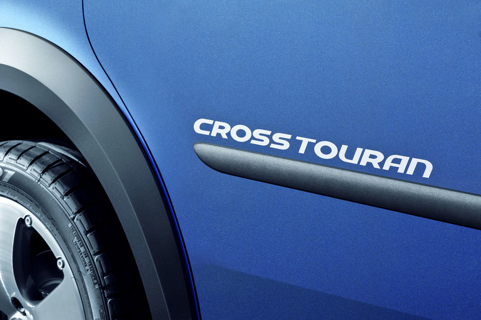 Noul Volkswagen CrossTouran Noul Volkswagen CrossTouran