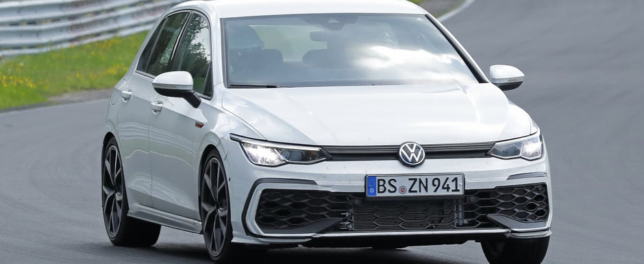 Noul Volkswagen Golf GTI, in cele mai clare imagini de pana acum. Cum arata modelul programat sa debuteze in 2024