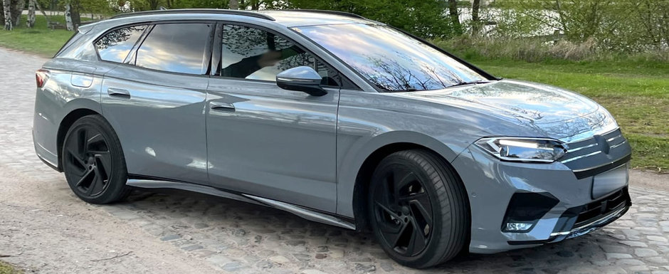 Noul Volkswagen ID.7 Variant, surprins pentru prima oara in teste. Viitorul model al nemtilor a fost fotografiat partial necamuflat pe strazile Europei Noul Volkswagen ID.7 Variant, surprins pentru prima oara in teste. Viitorul model al nemtilor a fost fotografiat partial necamuflat pe strazile Europei