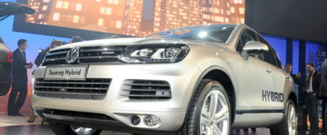 Noul VW Touareg - Primele imagini live!
