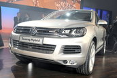 Noul VW Touareg - Primele imagini live!