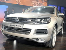 Noul VW Touareg - Primele imagini live!