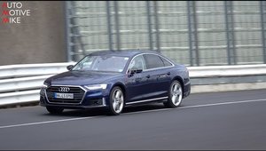 Nu clipi sau l-ai ratat. Noul Audi S8 alearga complet necamuflat la Nurburgring