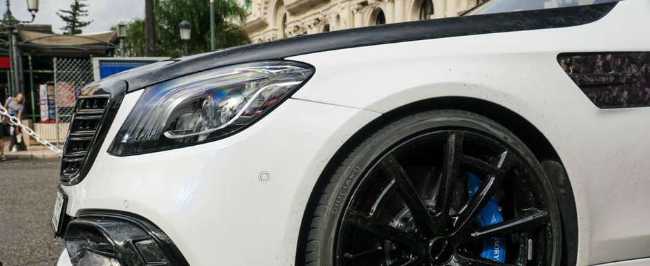 Nu i-a venit sa creada ce vede in parcarea unui hotel. Limuzina suprema de la Mercedes este tunata de Mansory Nu i-a venit sa creada ce vede in parcarea unui hotel. Limuzina suprema de la Mercedes este tunata de Mansory
