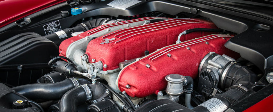 Nu l-a condus niciodata atat de mult pe cat si-ar fi dorit, asa ca il scoate la vanzare. Are motor V12, tractiune spate si plafon panoramic Nu l-a condus niciodata atat de mult pe cat si-ar fi dorit, asa ca il scoate la vanzare. Are motor V12, tractiune spate si plafon panoramic