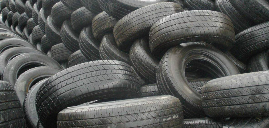 Nu uitati sa verificati anvelopele masinii pe care doriti sa o cumparati la mana a doua Nu uitati sa verificati anvelopele masinii pe care doriti sa o cumparati la mana a doua