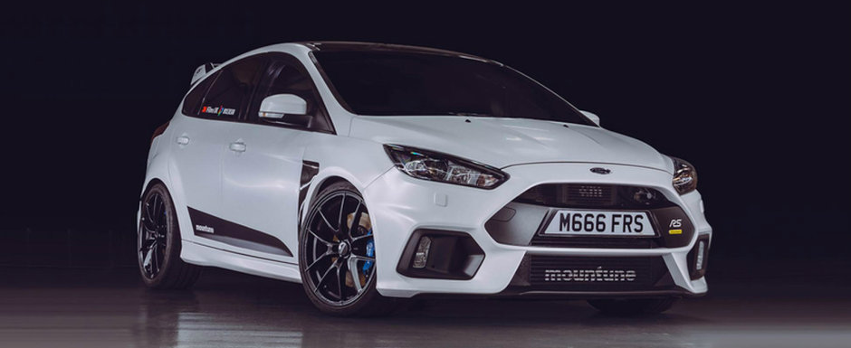 NU vei apuca sa vezi prea des fata acestui Focus RS: masina americana are 700 de Nm si fuge de mananca pamantul NU vei apuca sa vezi prea des fata acestui Focus RS: masina americana are 700 de Nm si fuge de mananca pamantul