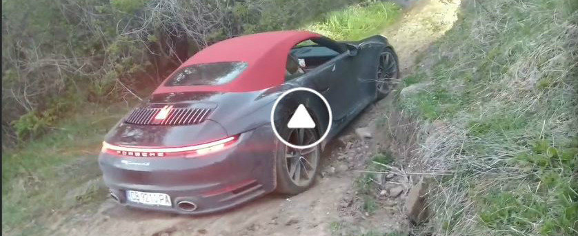 Nu vezi in fiecare zi un PORSCHE 911, de ultima generatie, tarat prin hartoape. VIDEO