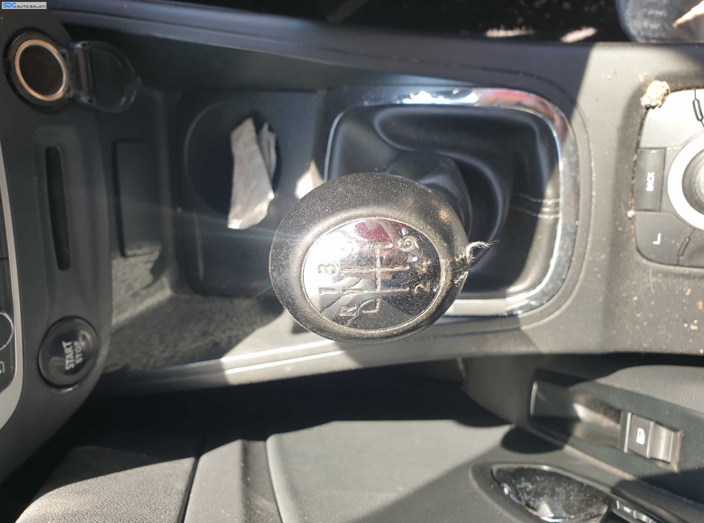 Nuca cu Manson Maneta Schimbator Viteze Manual 6 Trepte Renault Megane 3 2008 - 2016 [K5641]