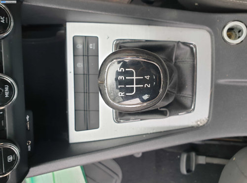 Nuca cu Manson Piele 6 Trepte Manuala cu Uzura Skoda Octavia 3 2013 - 2020 [K3590]