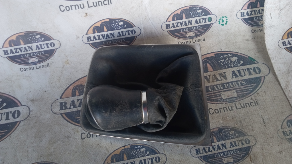 Nuca schimbător 6+1 trepte Volkswagen Golf 7 2014