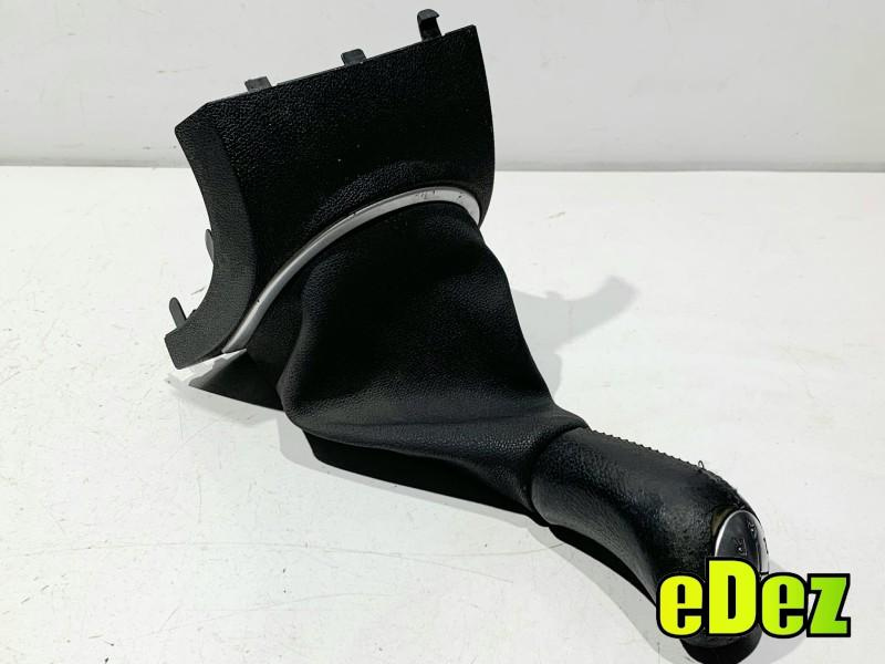 Nuca schimbator cu manson Renault Clio 3 (2005-2009) 8200393246