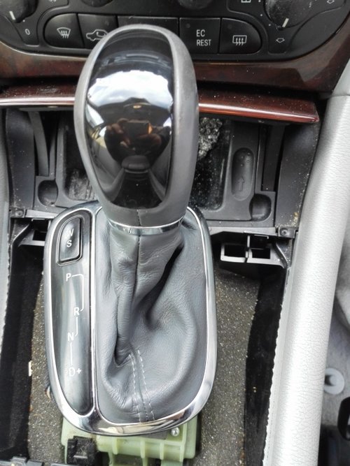 Nuca Schimbator Mercedes C-class w203 Automat GRI