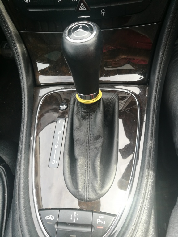 Nuca schimbator Mercedes CLS W219