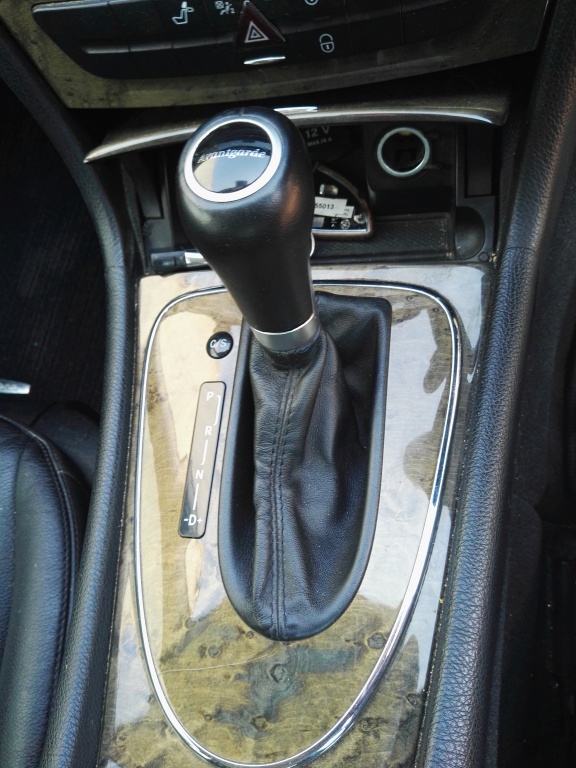 Nuca schimbator Mercedes E-class w211 facelift