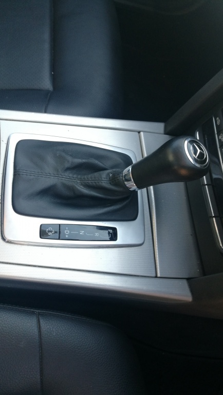 Nuca schimbator Mercedes E Class w212