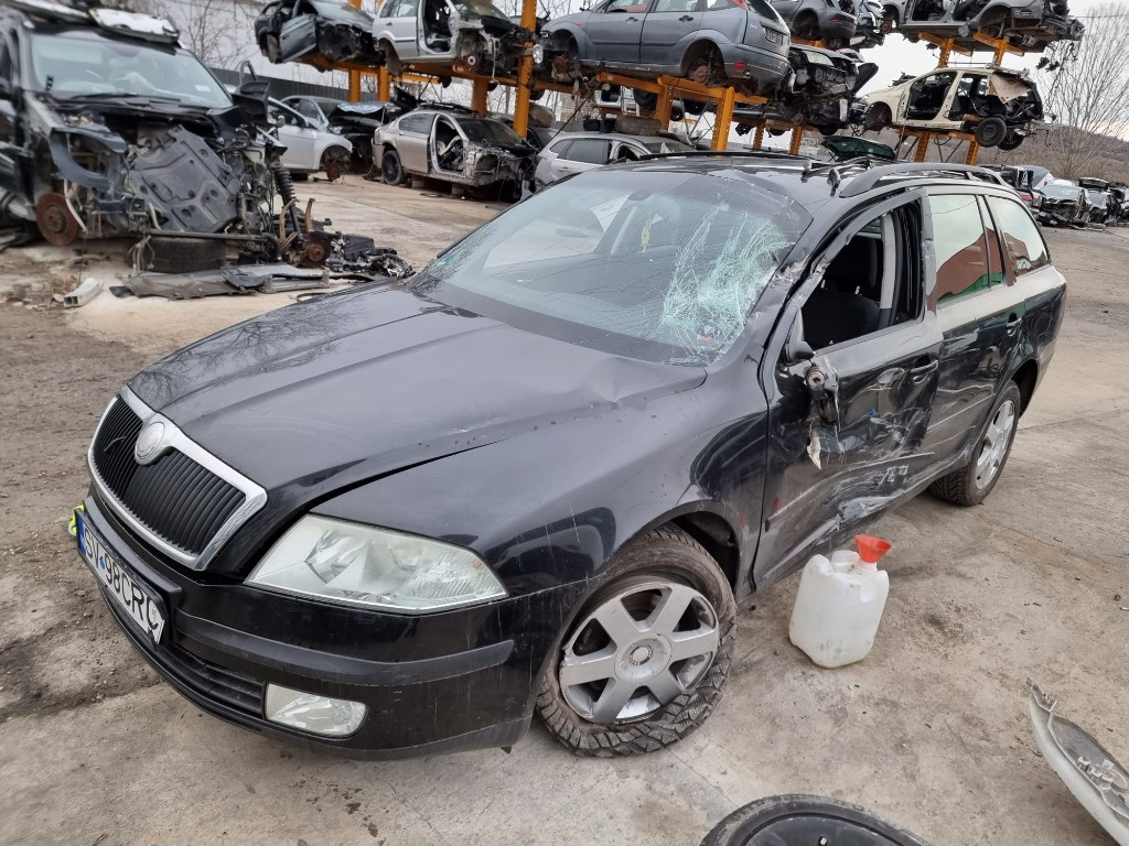 Nuca schimbator Skoda Octavia 2 2005 combi/break 1.6 benzina
