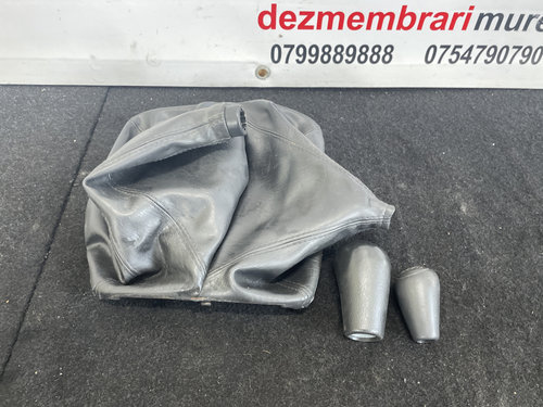 Nuca schimbator Toyota Hilux 2.5 D4D 4x4 Manual sedan 2007 (cod intern: 247576)