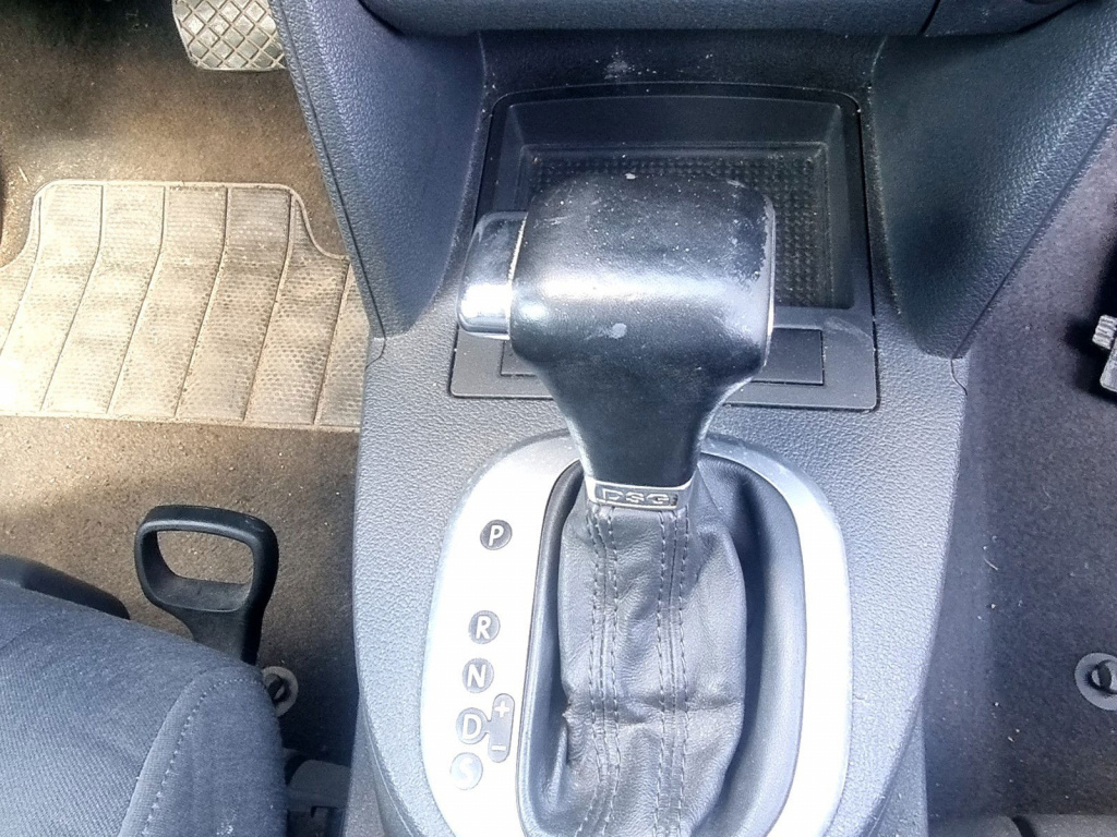 Nuca schimbator Volkswagen Touran (1T1, 1T2) [Fabr 2003-2010] 2.0 TDI BKD 103 KW / 140CP