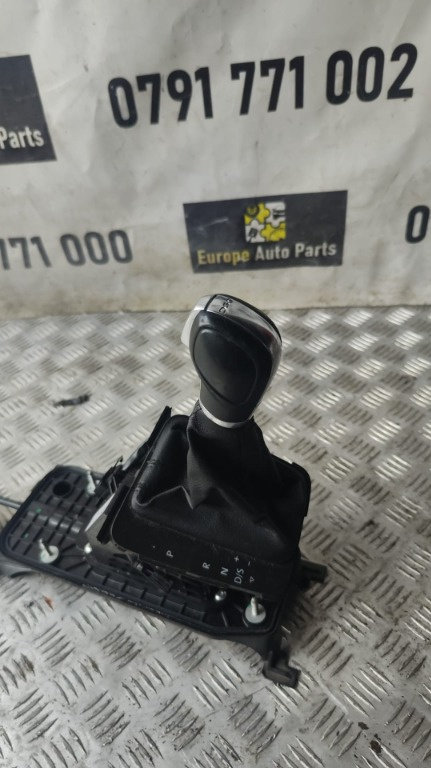 Nuca schimbator Vw Golf 7 1.6 TDI hatchback cod motor CLH ,transmisie automata, an 2013