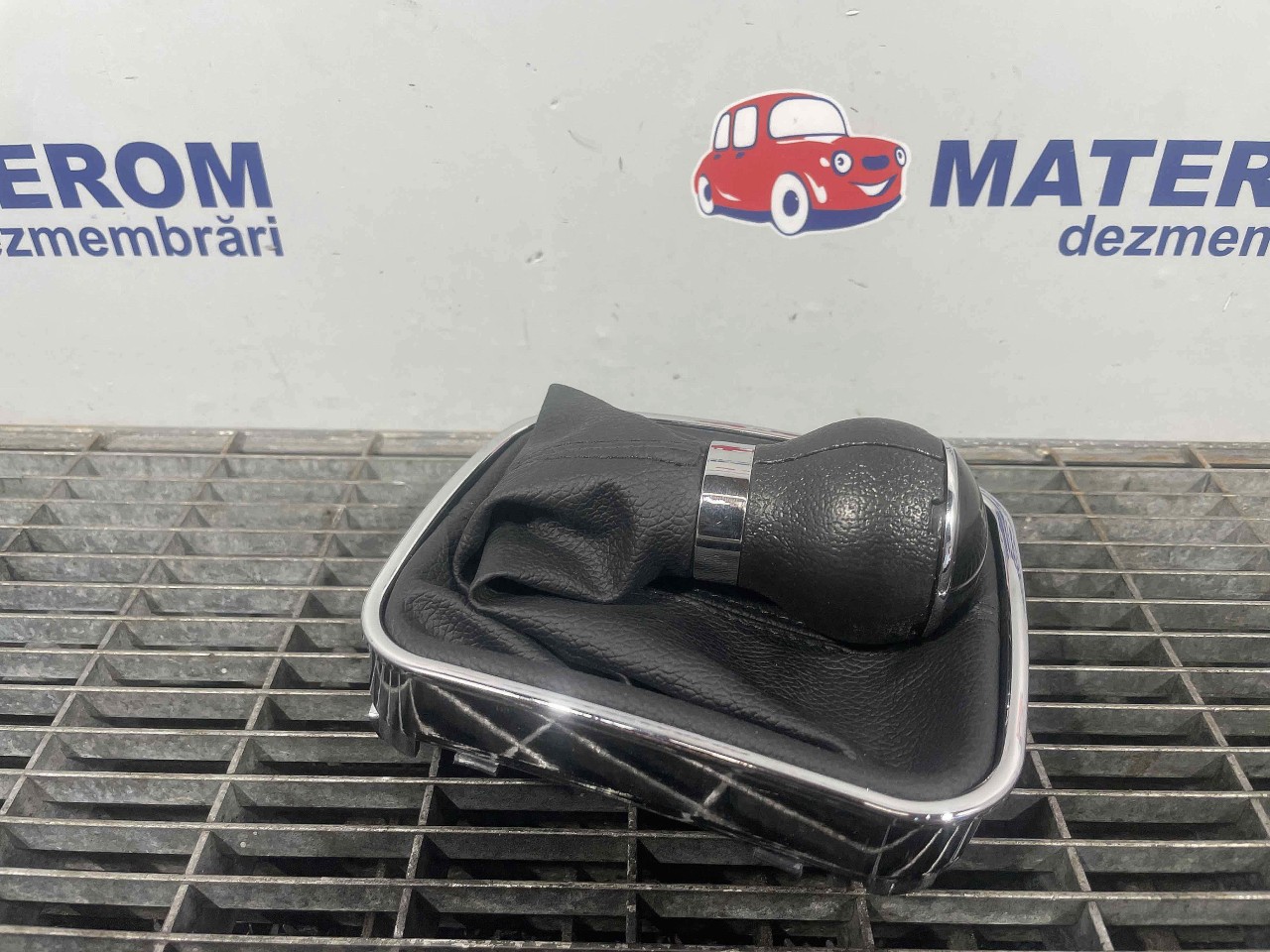 NUCA SCHIMBATOR VW GOLF V GOLF V - - (2004 2008)